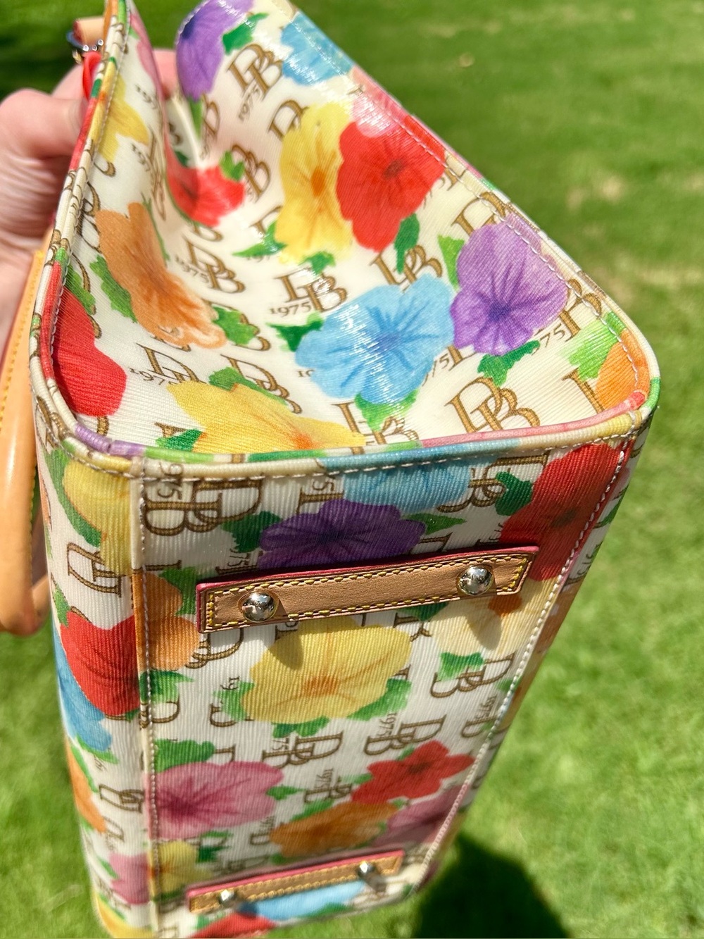 Dooney & Bourke DB 1975 Hibiscus Floral Janine Satchel & Wallet EUC - Picture 9 of 16